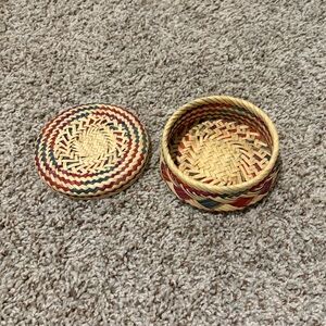 Woven Decorative Round Trinket Box - Natural with Red and Green Accents